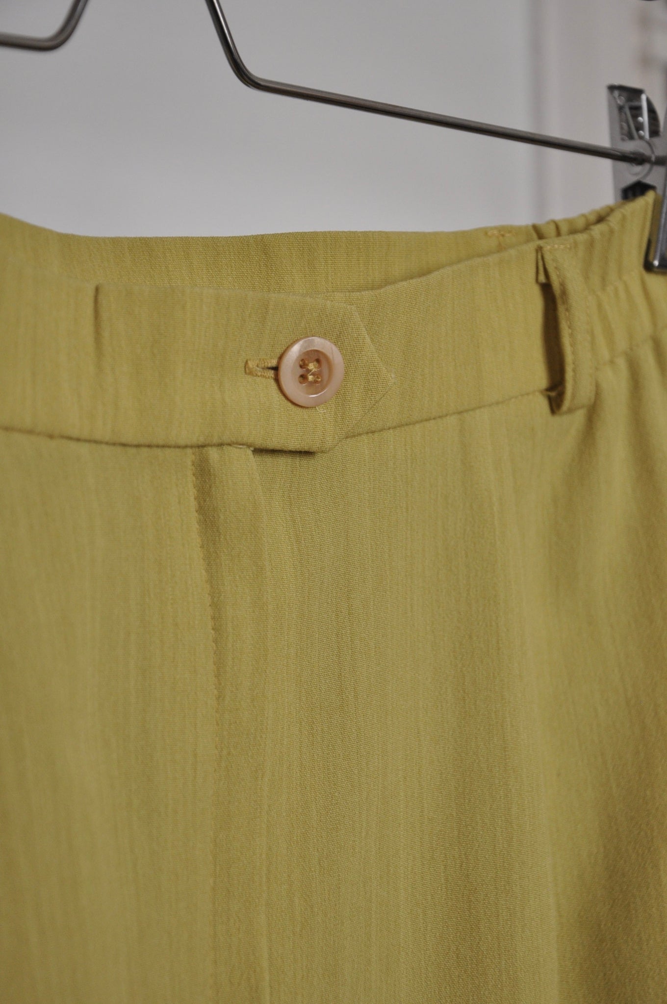 Lime green skirt / M-L