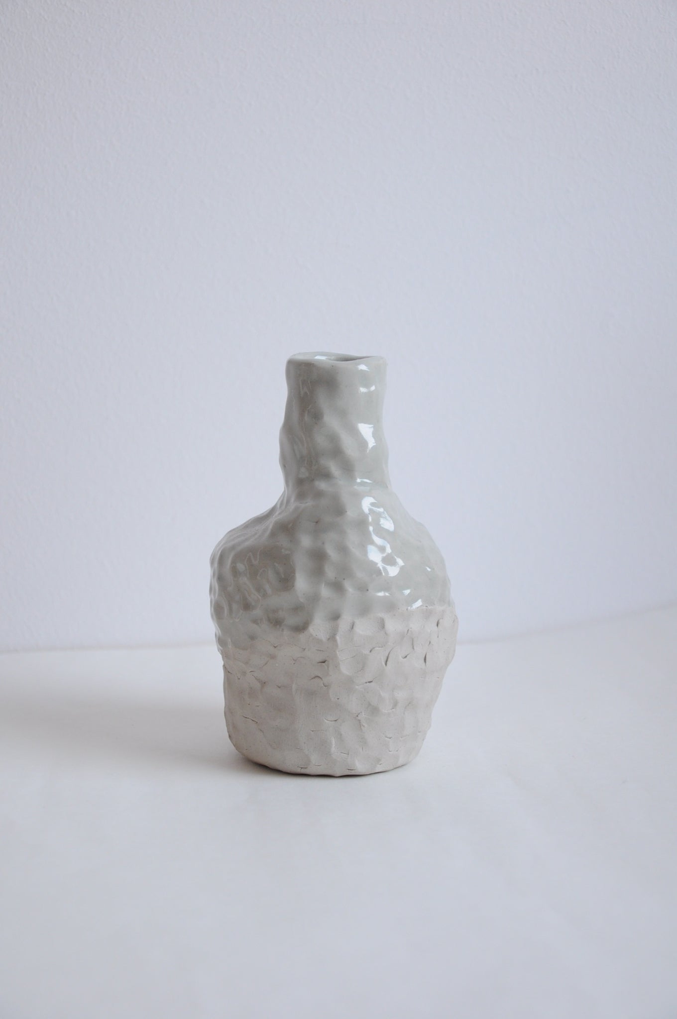 Vase with coiling technique by Krisztina Serra