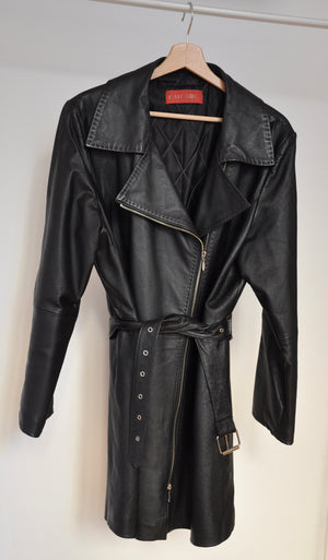 Heavy leather jacket with belt / M-L