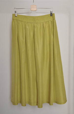 100% pure silk skirt skirt in lime green / M-L